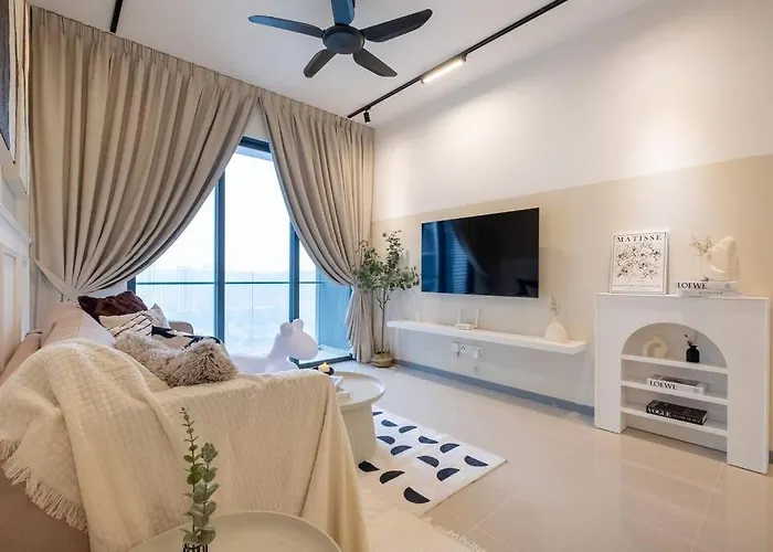 Chic Getaway Sweet Families3Br2Bath8Pax, Aeon, Mitec