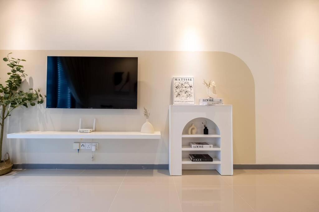 Pangsapuri Chic Getaway Sweet Families3br2bath8pax, Aeon, Mitec *