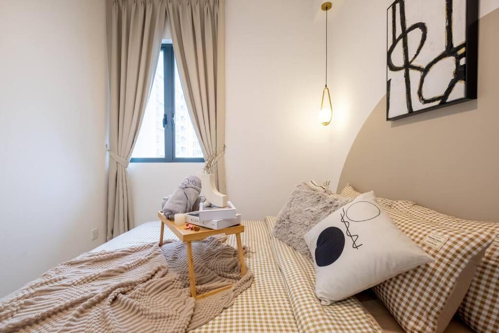 Pangsapuri Chic Getaway Sweet Families3br2bath8pax, Aeon, Mitec *