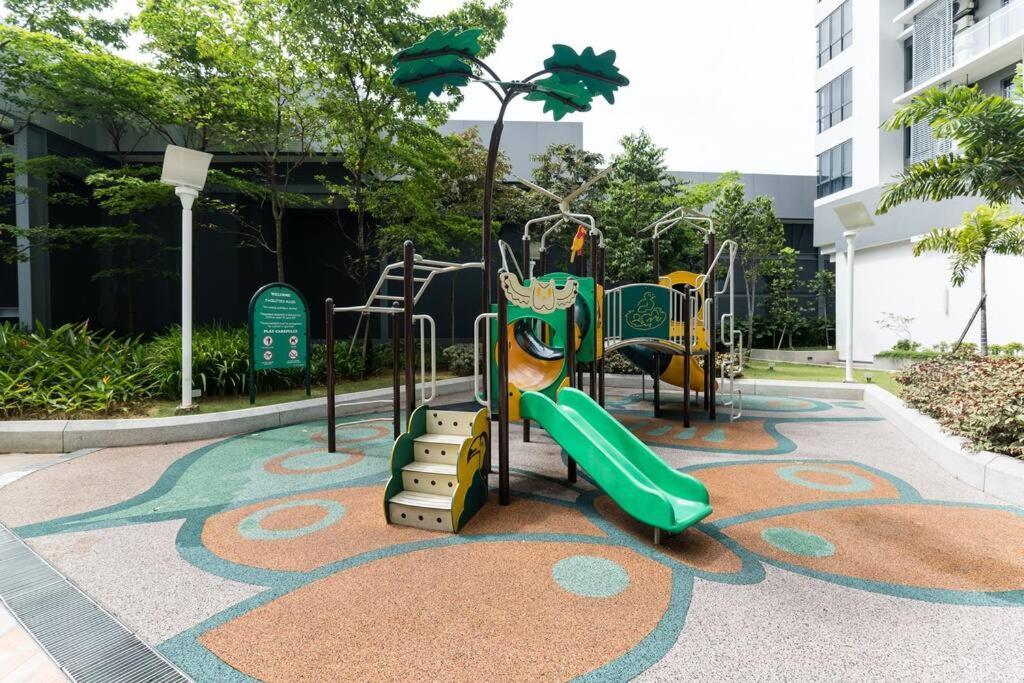 Chic Getaway Sweet Families3br2bath8pax, Aeon, Mitec